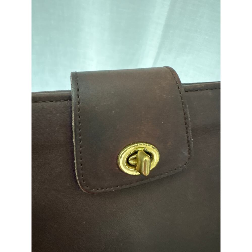 Coach Vintage Demi Mahogany Leather Crossbody Bag with Brass Turnlock 9154 - Picture 10 of 10
